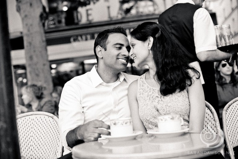engagement photos in paris sarahd dawson photography-6
