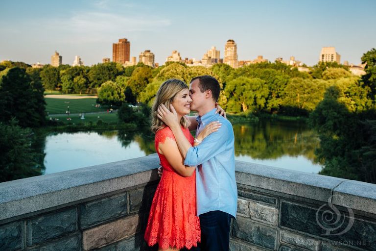 engaged-central-park-new-york-city-pictures-photography-sarah-dawson-14