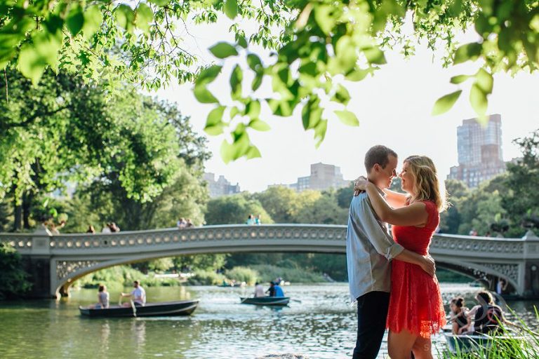 engaged-central-park-new-york-city-pictures-photography-sarah-dawson-8