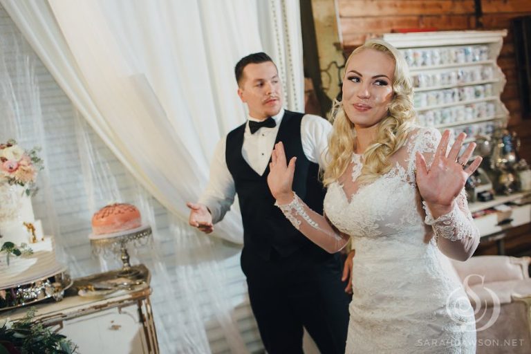 dylan-and-marissa-red-barn-wedding-sarah-dawson-photography00989
